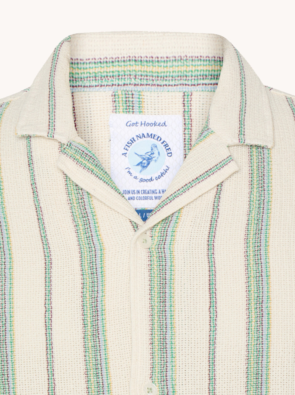 מכופתרת פסים סרוגה