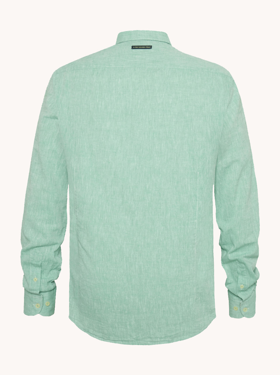 מכופתרת פשתן