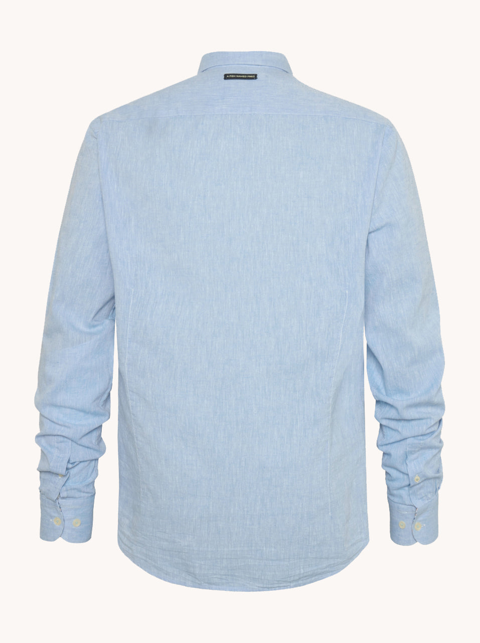 מכופתרת פשתן