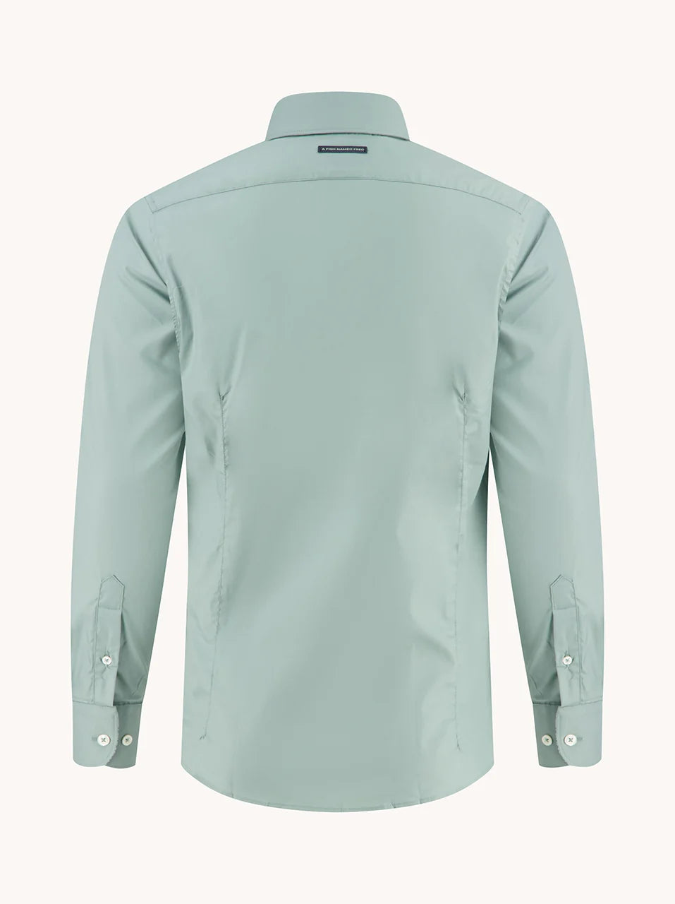 מכופתרת קלאסית