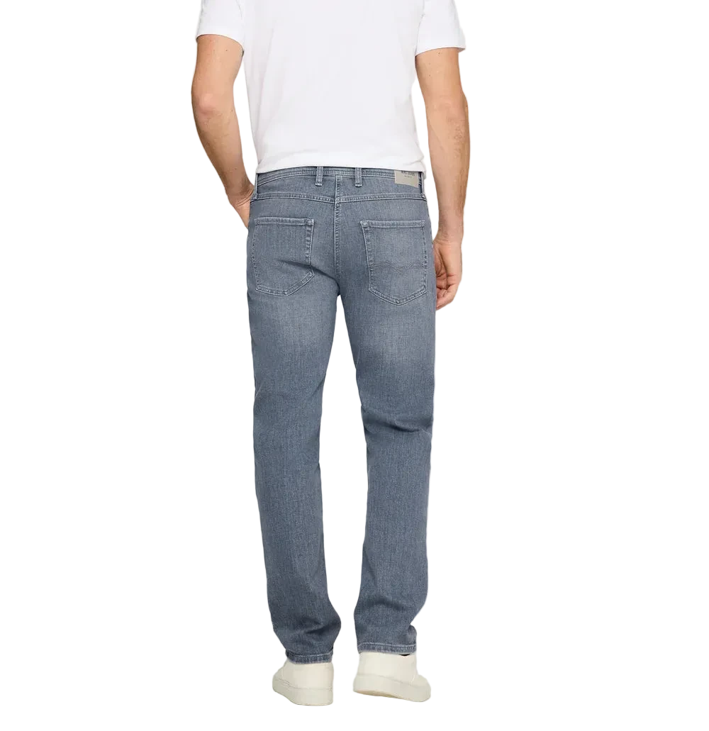 ג'ינס Arne