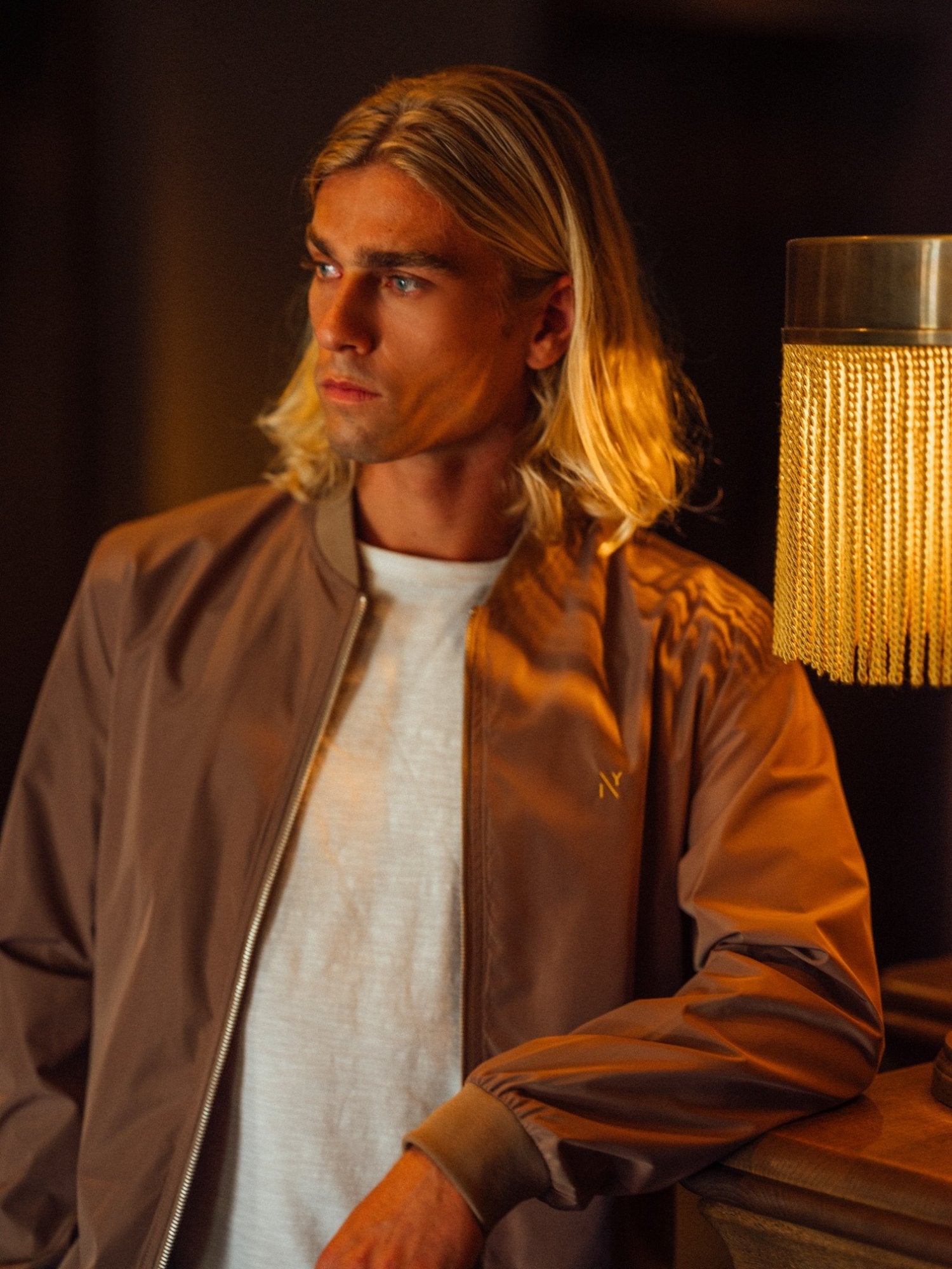 ז'קטים ומעילים