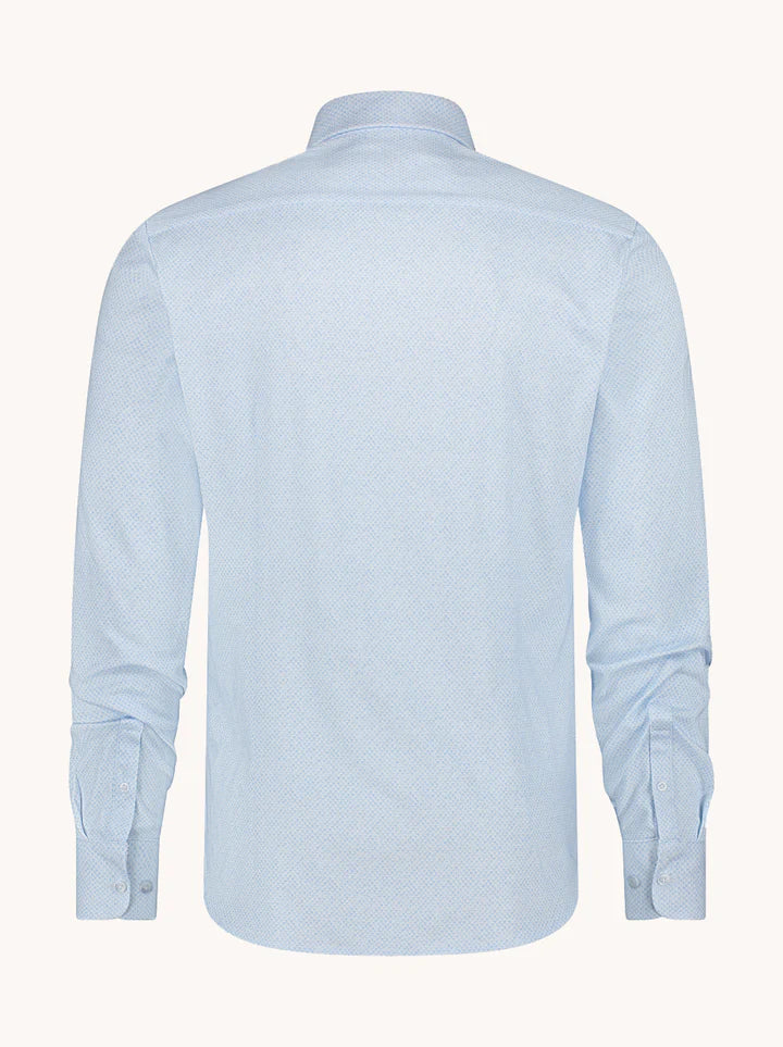 מכופתרת בהדפס מנוחש עדין