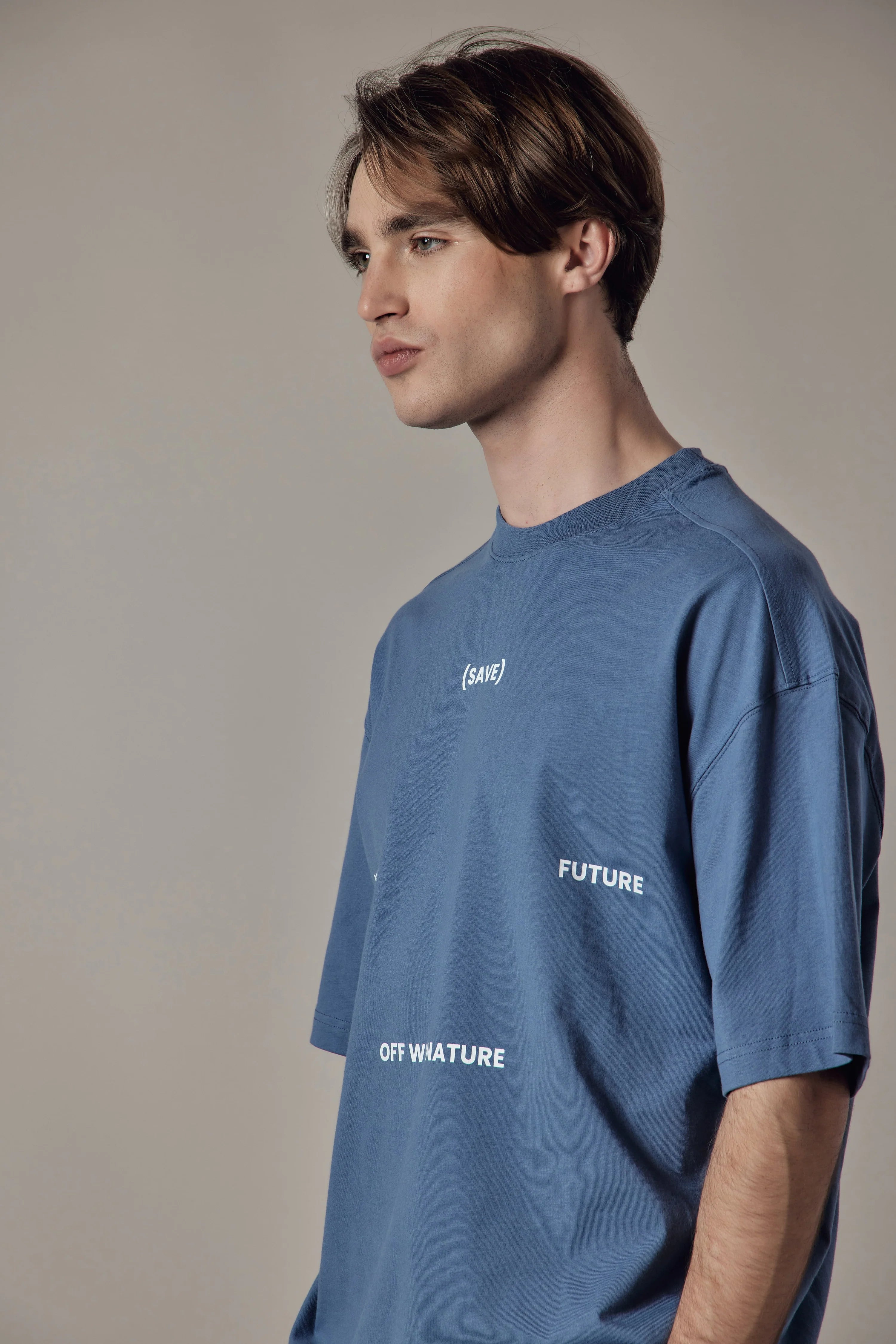 טישרט עם כיתוב