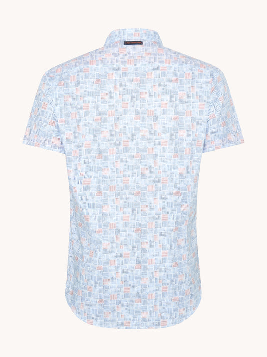 מכופתרת קצרה