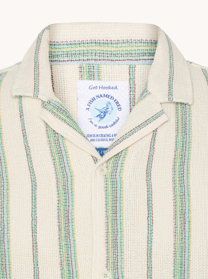 מכופתרת פסים סרוגה