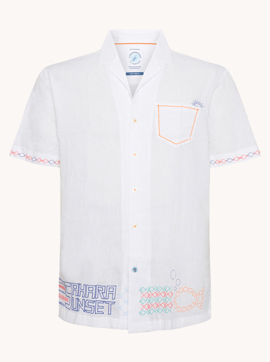 מכופתרת פשתן מעוטרת