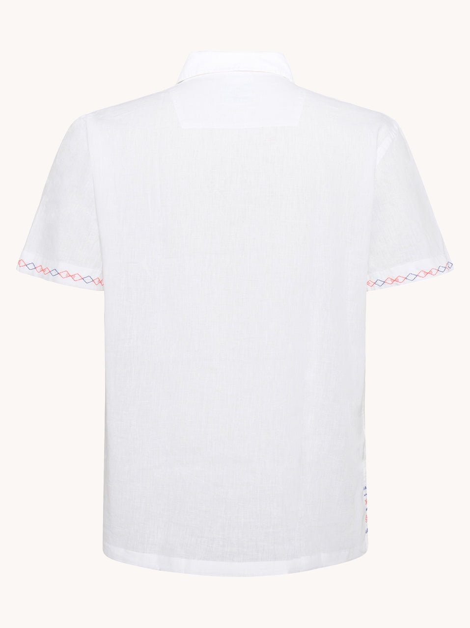 מכופתרת פשתן מעוטרת