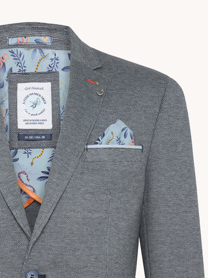 להדגמה בלבד - החליפות בהתאמה אישית בחנות