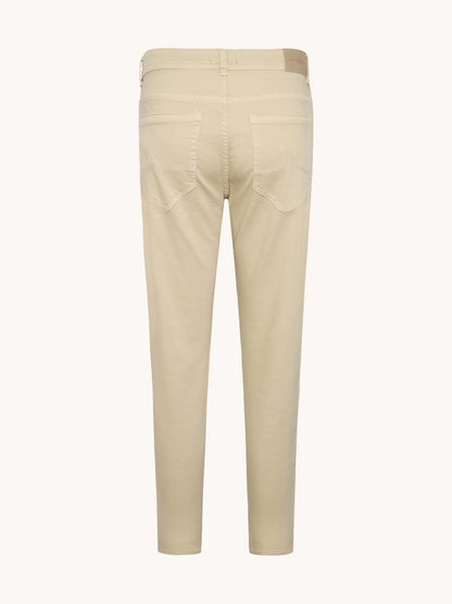 ג'ינס בצביעה אחידה