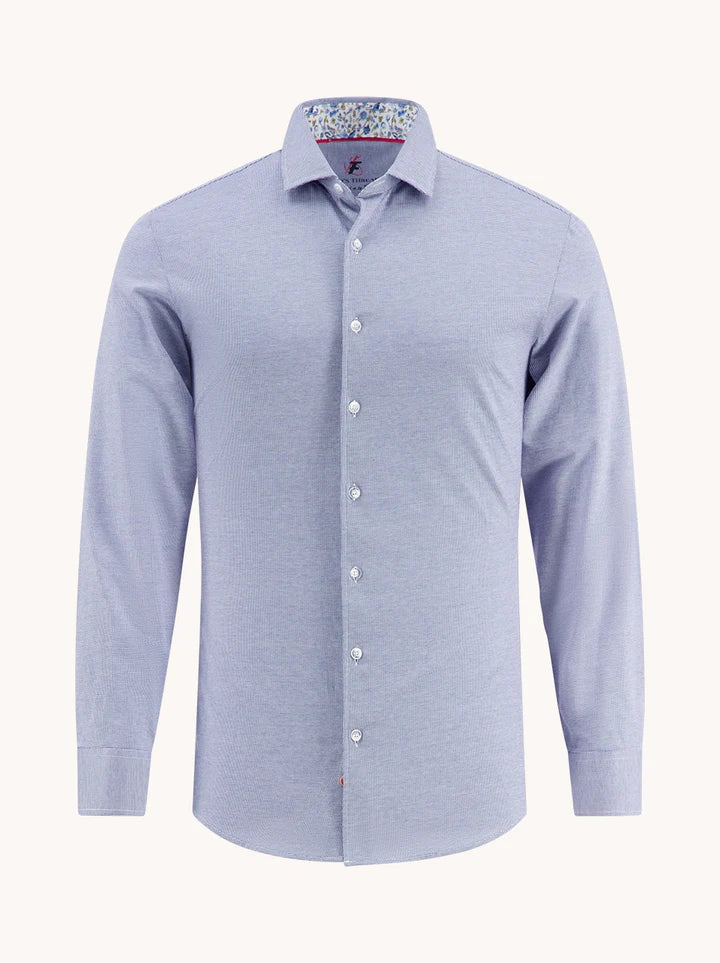 מכופתרת בהדפס מינימלי