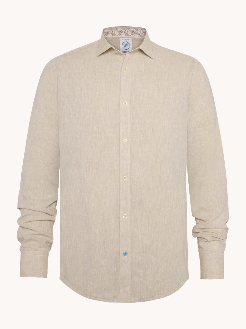 מכופתרת פשתן