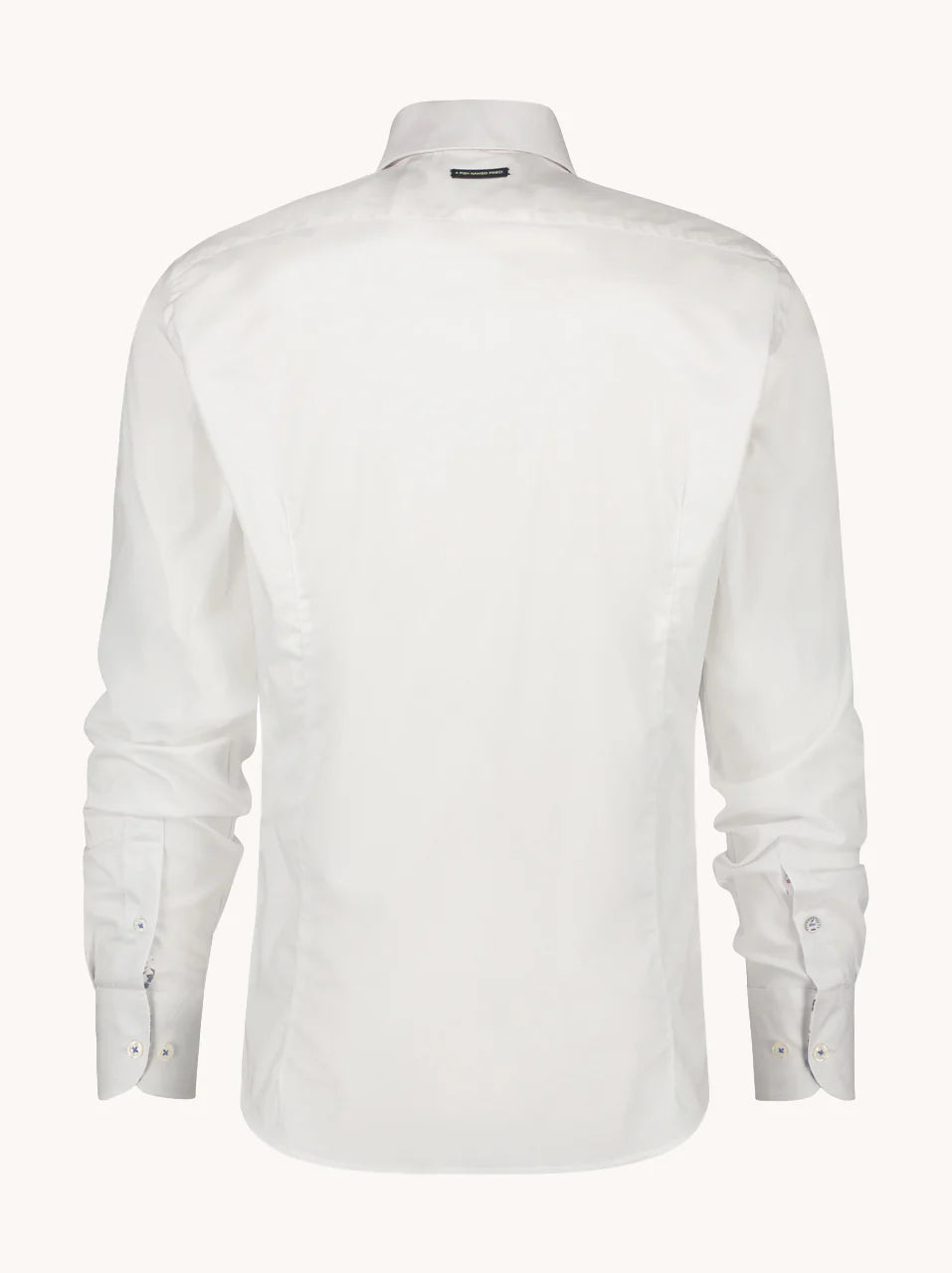 מכופתרת קלאסית