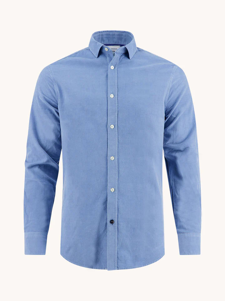 מכופתרת קורדורוי