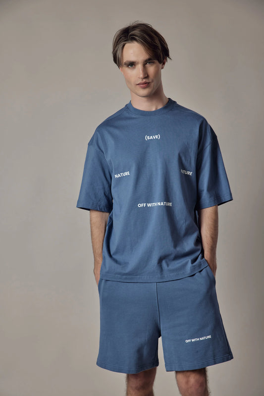 טישרט עם כיתוב