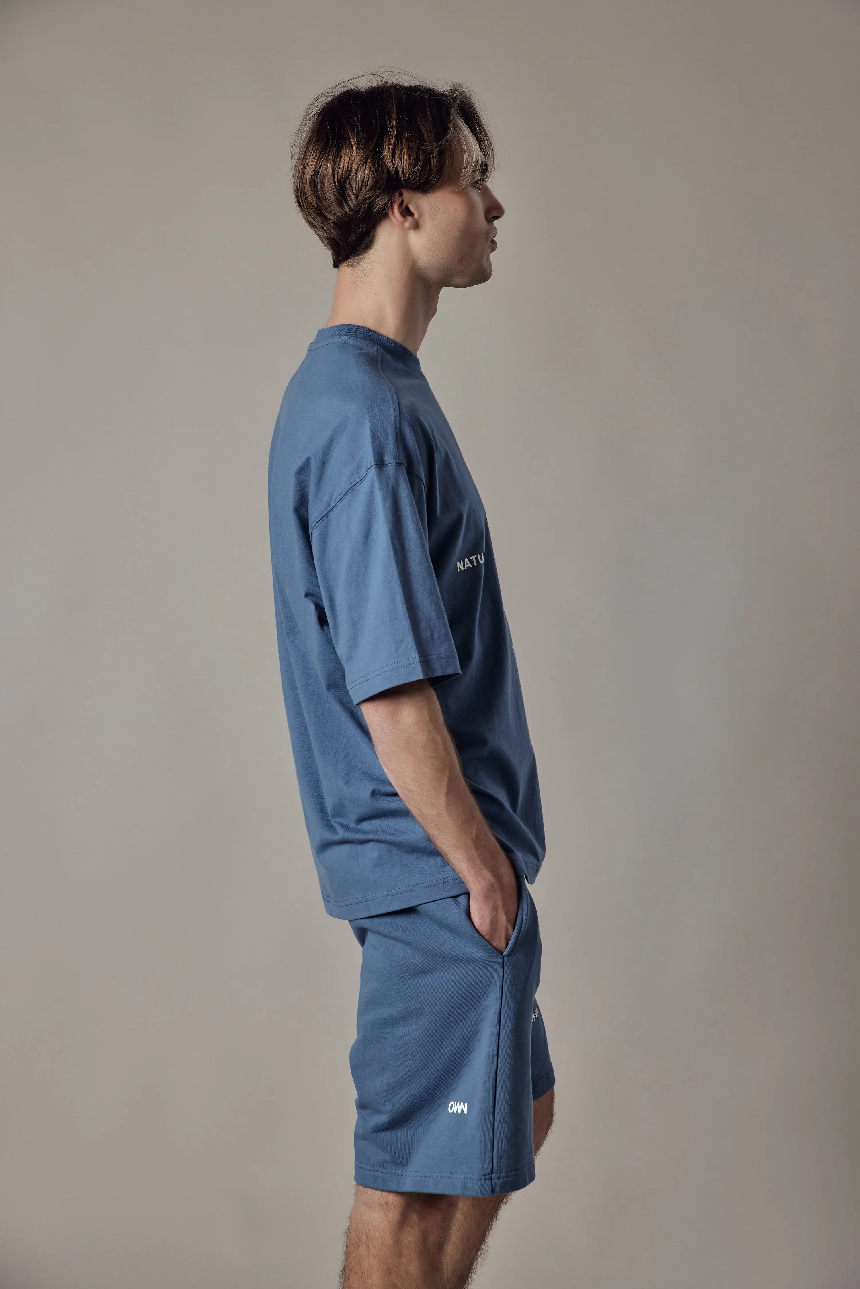 טישרט עם כיתוב