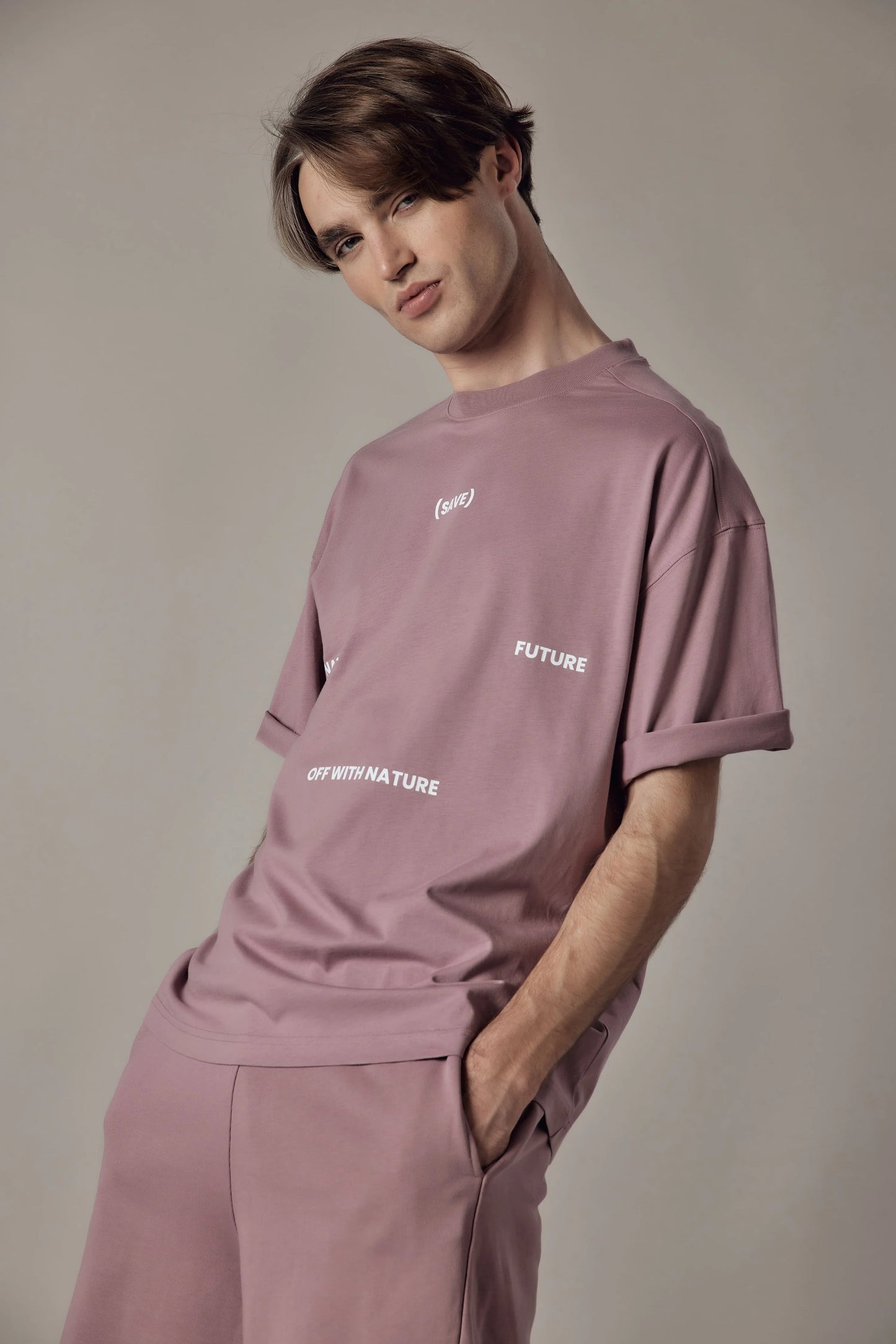 טישרט עם כיתוב