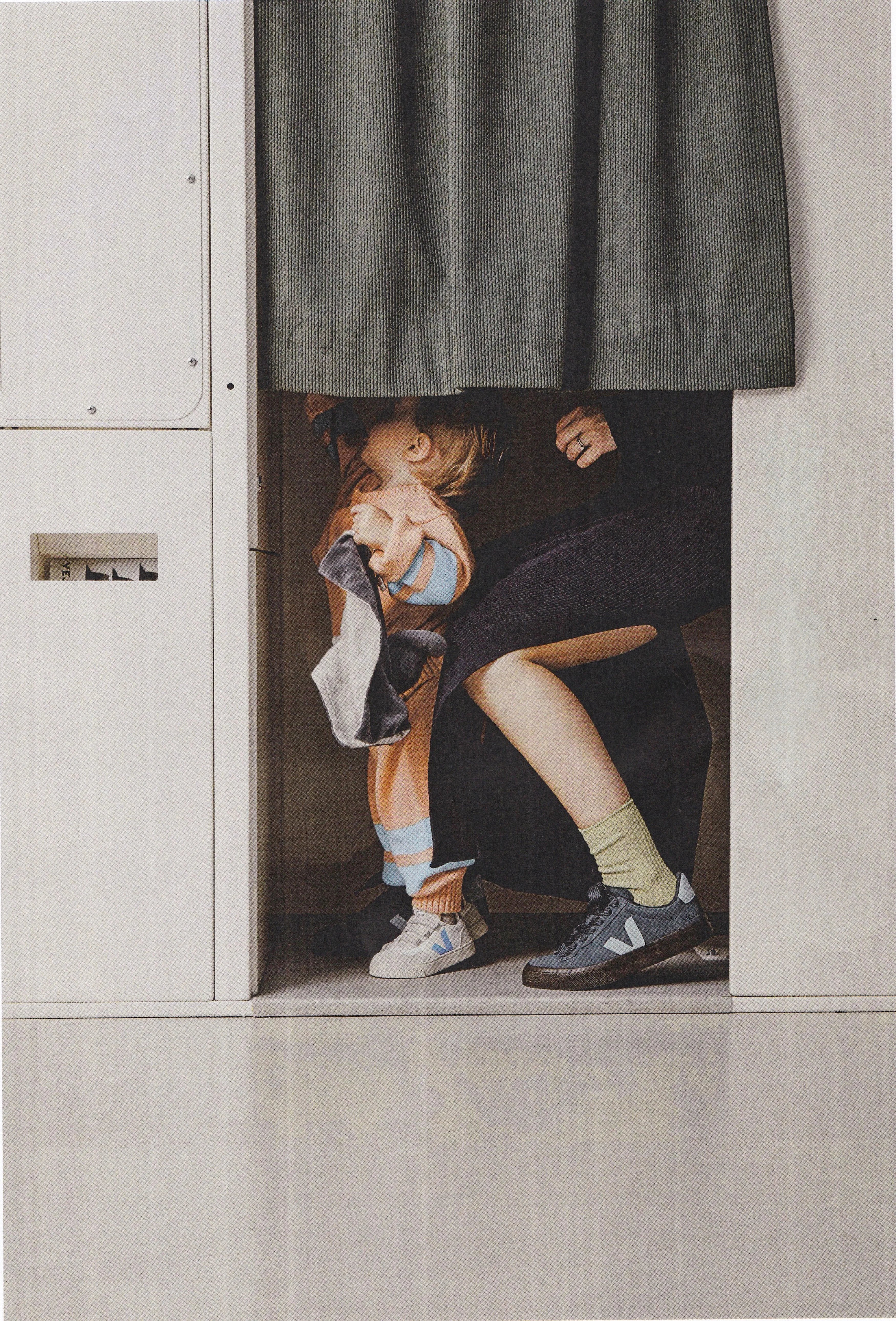 סניקרס זמש Veja Campo